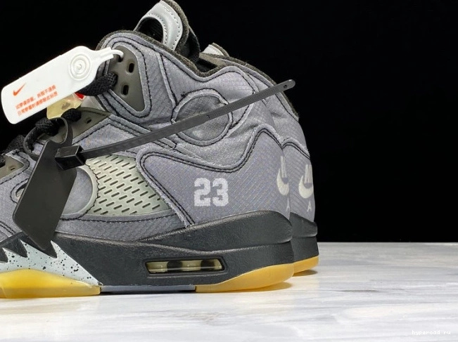 5 Air Off-White CT8480-001 x Jordan Black 0702